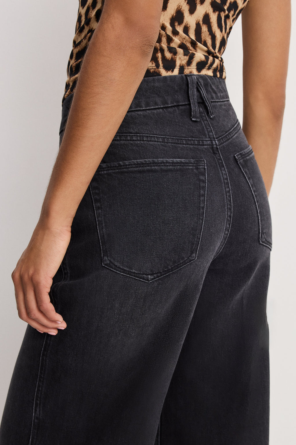 GOOD SKATE CROPPED WIDE JEANS BLACK407