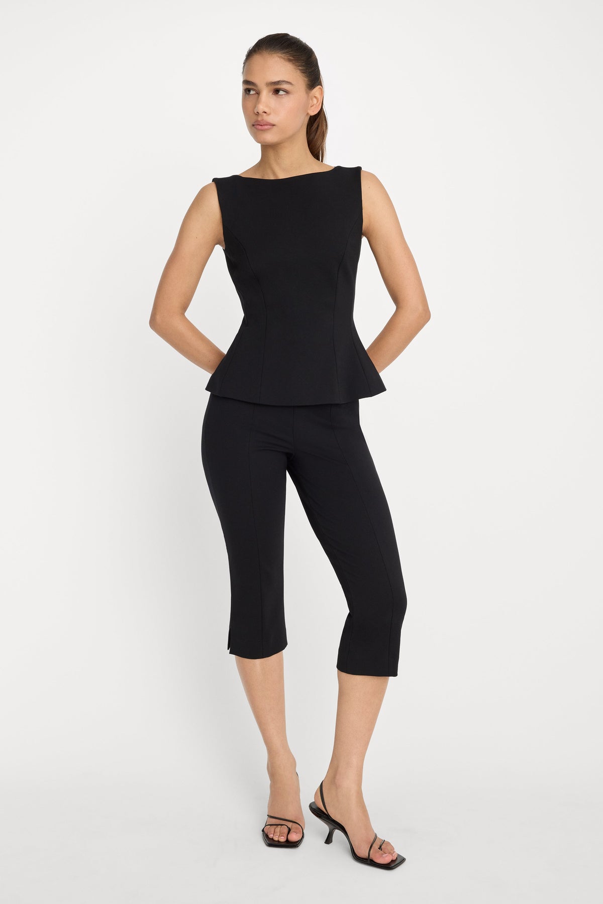 SOFT STRETCH PONTE STRAIGHT NECK TOP BLACK001