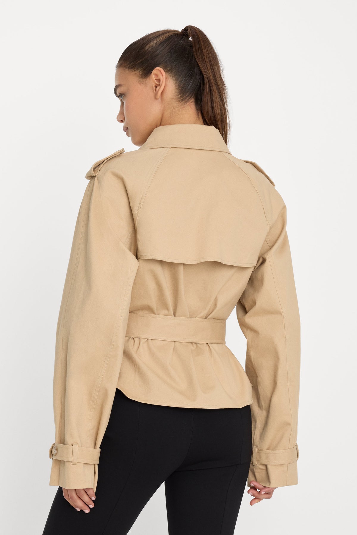 THE CROPPED TRENCH JACKET SANDY FAWN