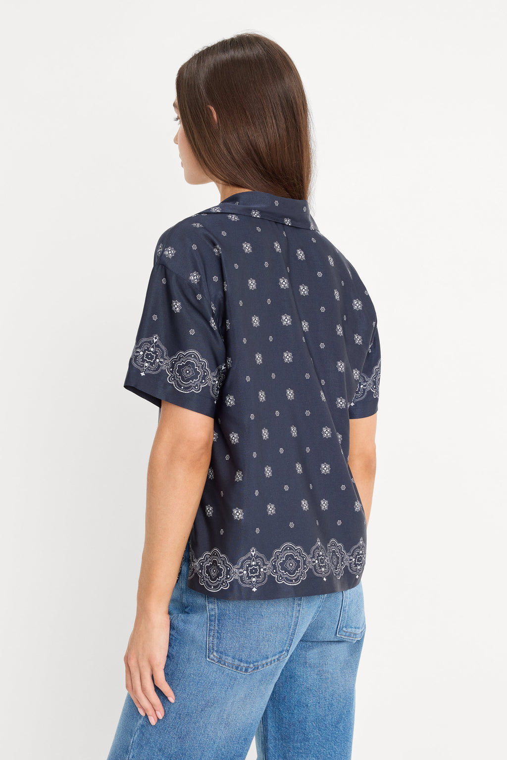 THE CAMP SHIRT BANDANA