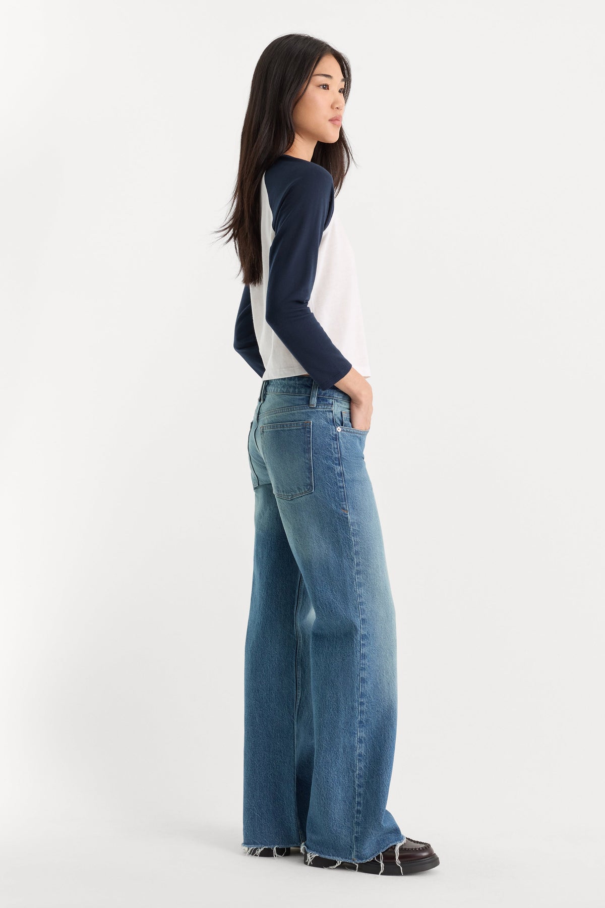 VINTAGE LOW LOOSE JEANS TROUBLED WATER