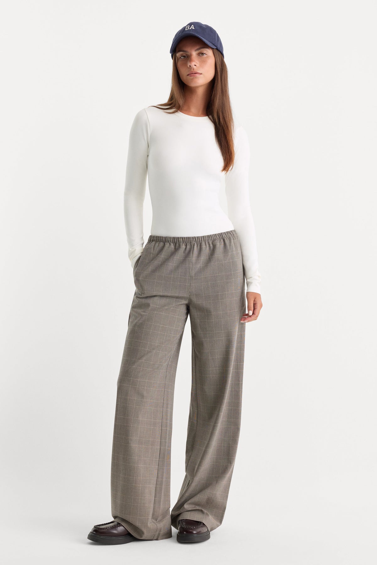 THE SCULPTING MODERN LONG SLEEVE BODYSUIT WHITE