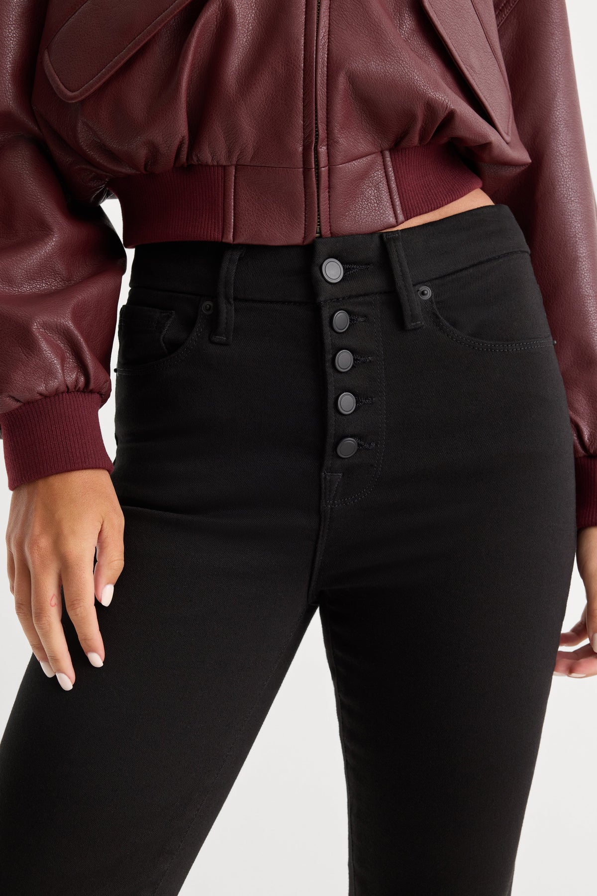 NEVER FADE BUTTON FRONT GOOD LEGS STRAIGHT JEANS BLACK001