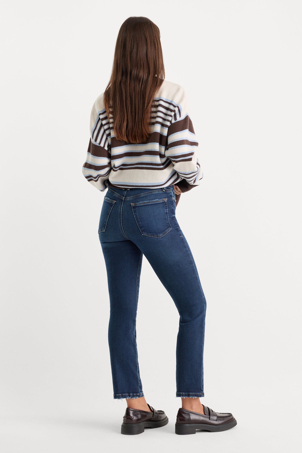SOFT TECH GOOD LEGS STRAIGHT JEANS INDIGO511