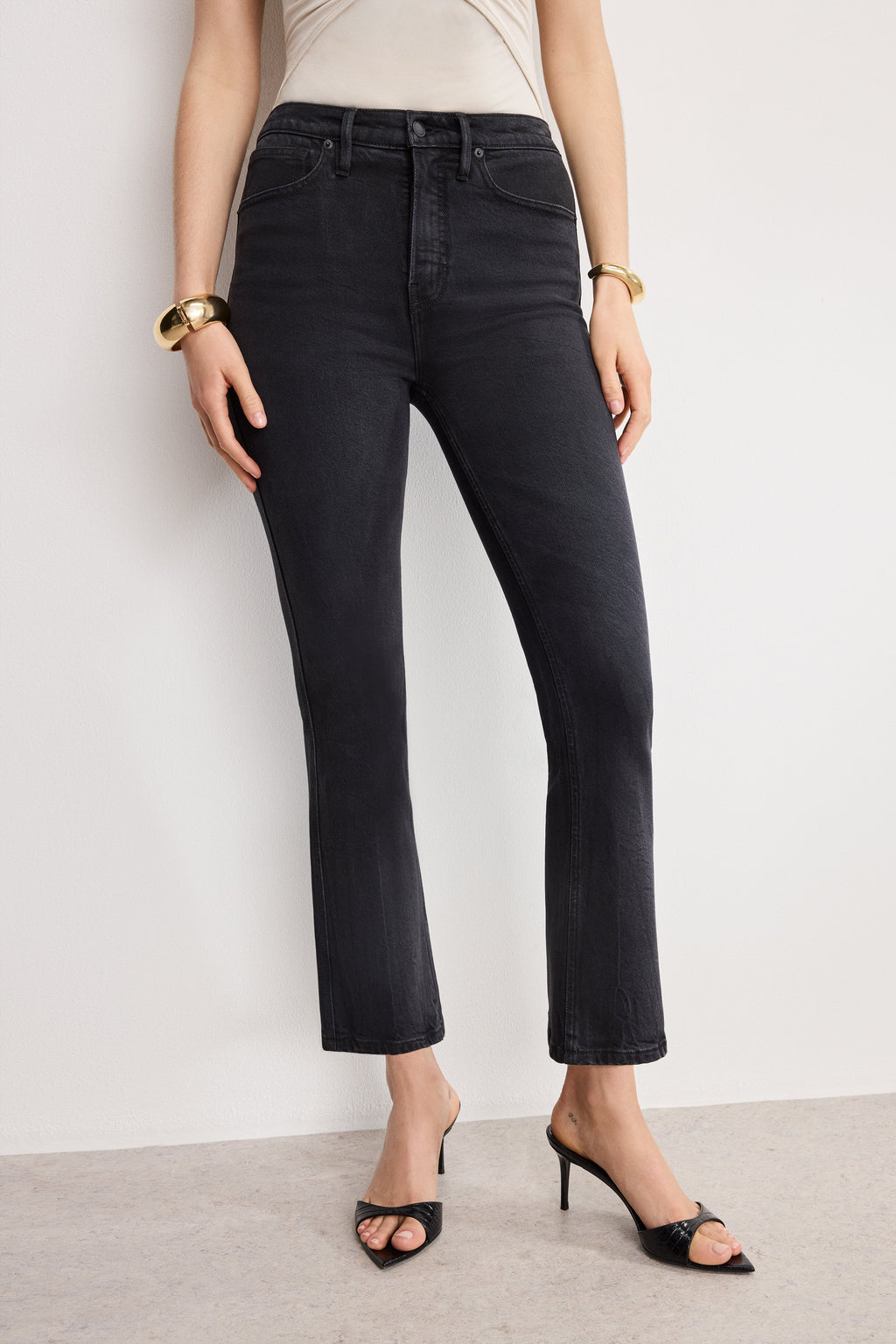 SOFT TECH GOOD KICK FLARE JEANS BLACK390